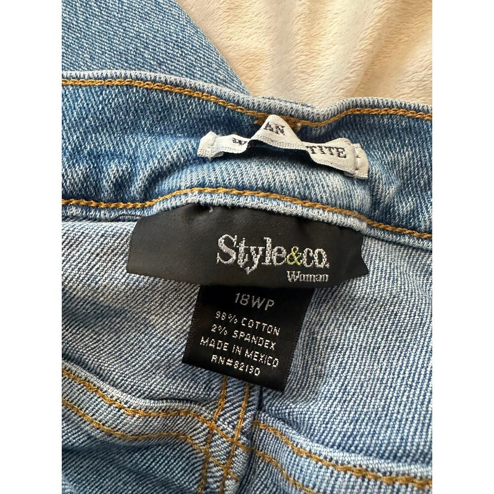 18WP Style&Co. jeans - Picture 2 of 5
